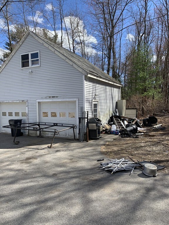 452 Lake St, Haverhill, MA 01832 - photo 3