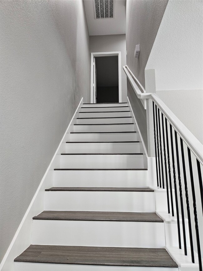 5813 Breland St unit B, Houston, TX 77016 - photo 5