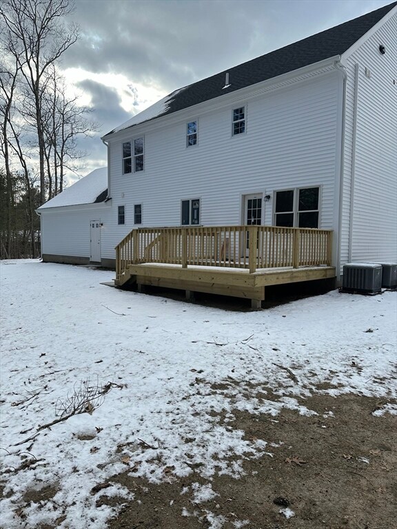 56 N Carver Rd, Wareham, MA 02576 - photo 2