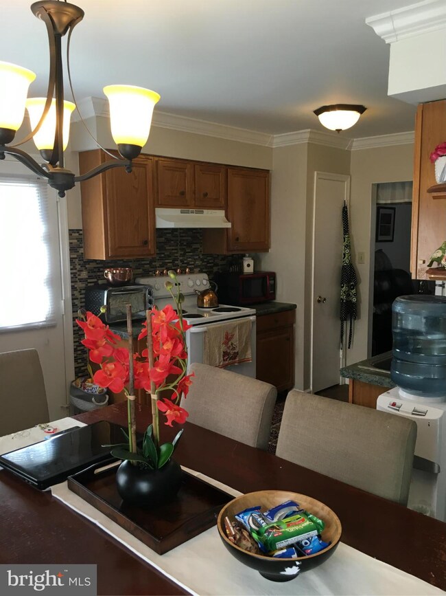 10034 Dubarry St, Glenn Dale, MD 20769 - photo 4