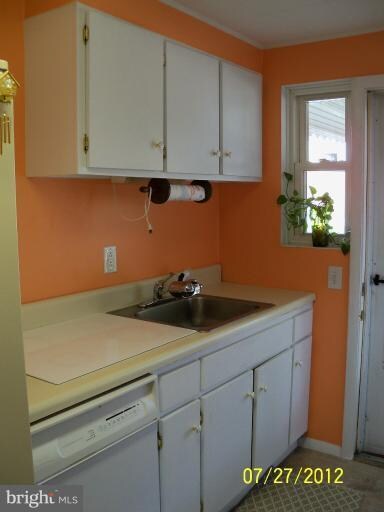 1009 Foxridge Ln, Essex, MD 21221 - photo 6