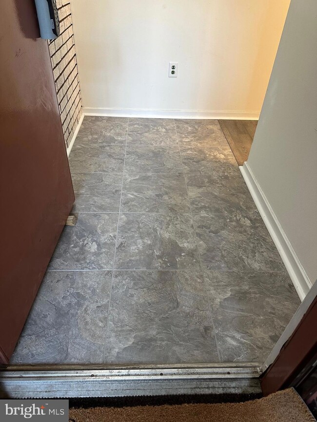 5639 Harpers Farm Rd unit D, Columbia, MD 21044 - photo 5