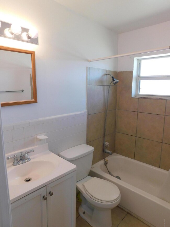 524 S Atlantic Ave unit 6, Cocoa Beach, FL 32931 - photo 7