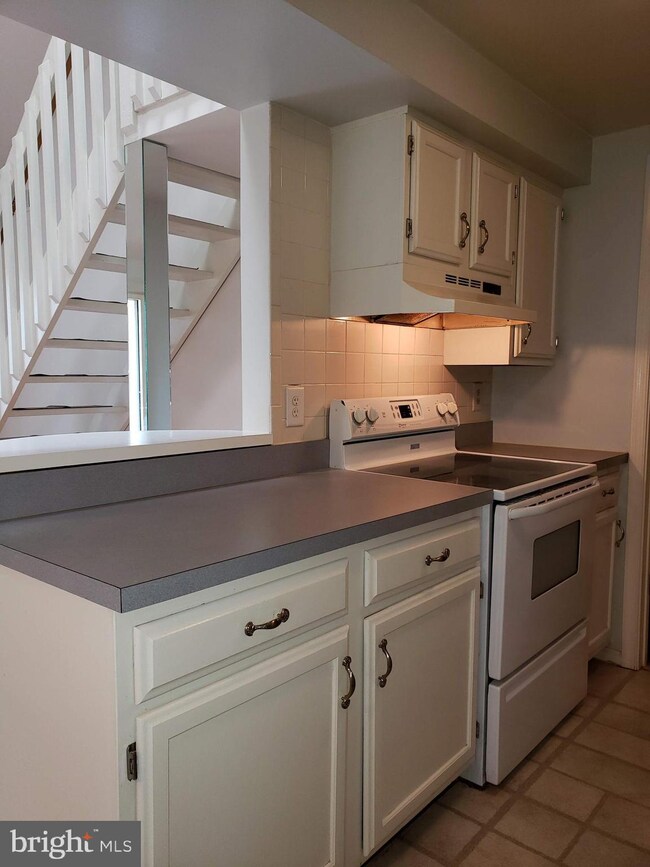 5 Buena Ct unit 5, Blackwood, NJ 08012 - photo 6