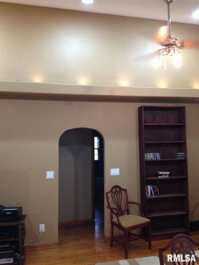 4433 Cheyenne Ave, Davenport, IA 52806 - photo 7