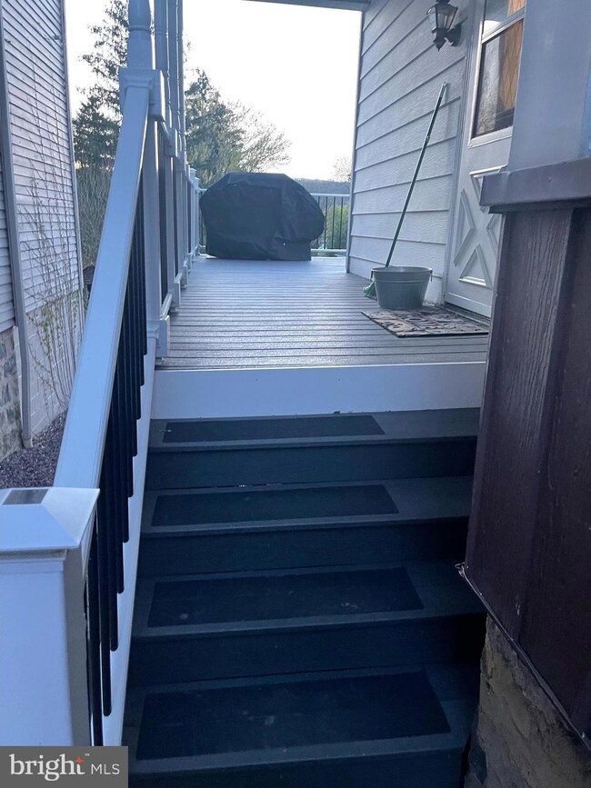 805 North St, Jim Thorpe, PA 18229 - photo 7