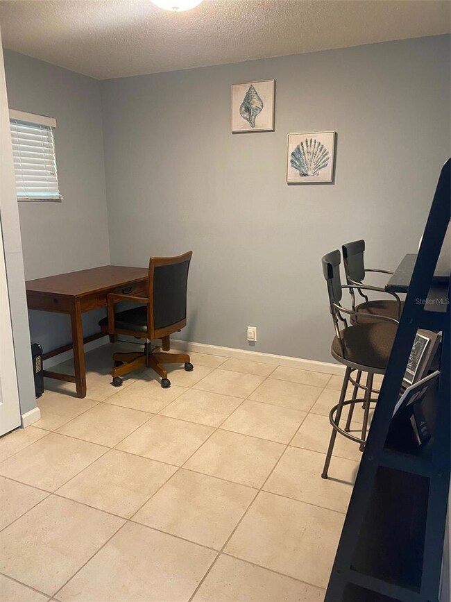 2763 Woodgate Ln unit 208, Sarasota, FL 34231 - photo 6