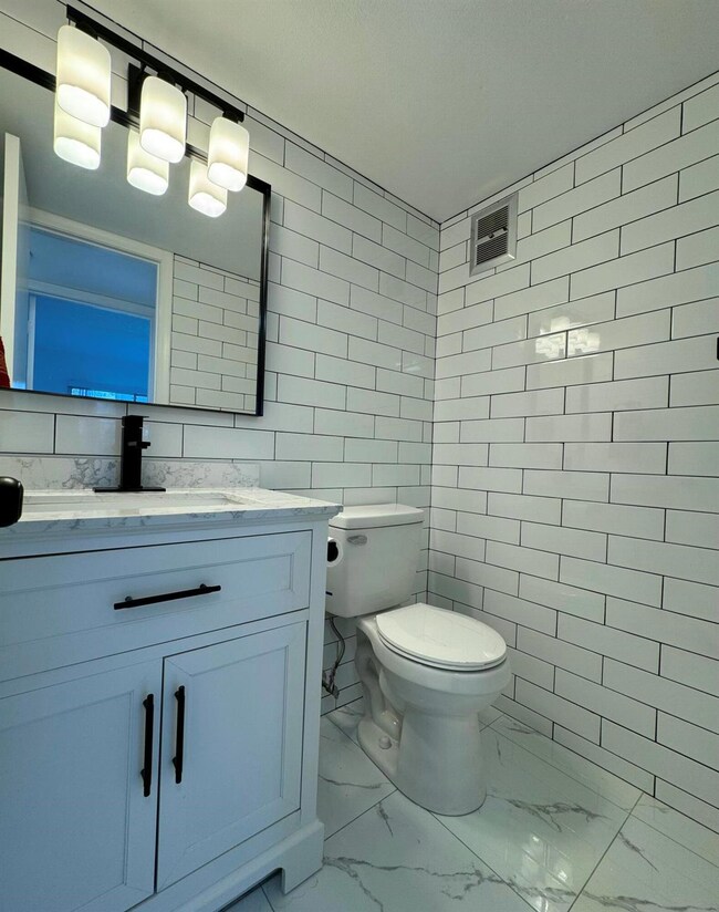 148 Northampton H unit 1480, West Palm Beach, FL 33417 - photo 7