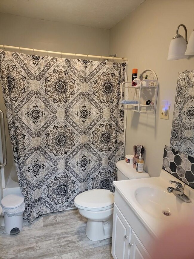 1220 Porter St, Moultrie, GA 31768 - photo 5