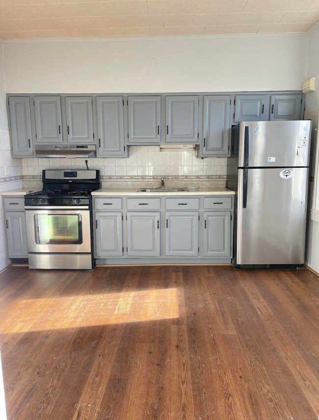 427 66th St unit 2, West New York, NJ 07093 - photo 2