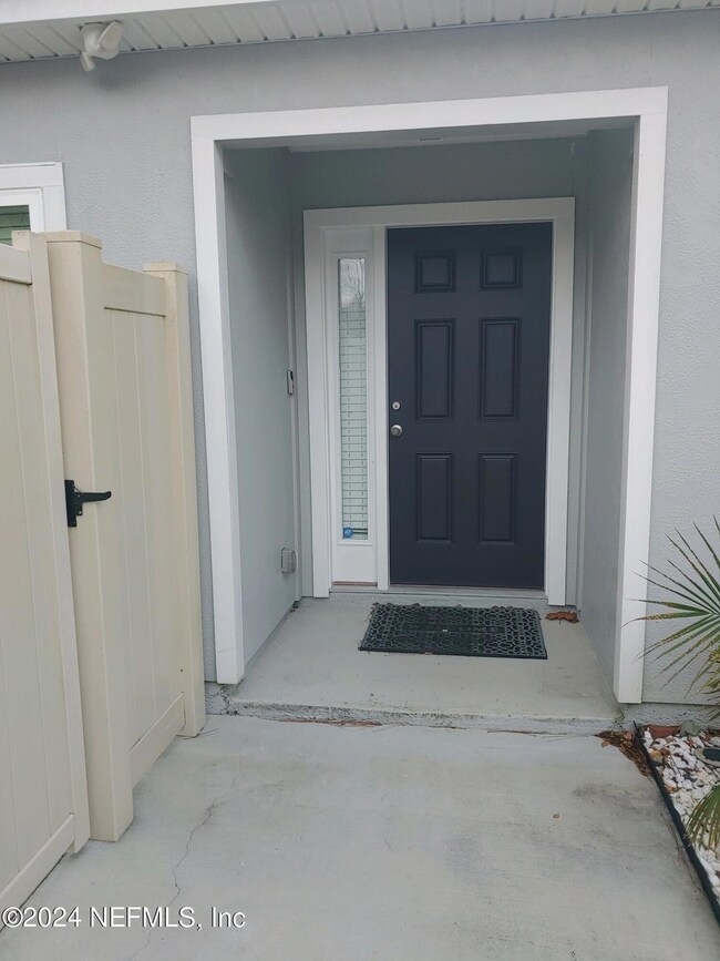 2563 Glory Trail, Jacksonville, FL 32210 - photo 6