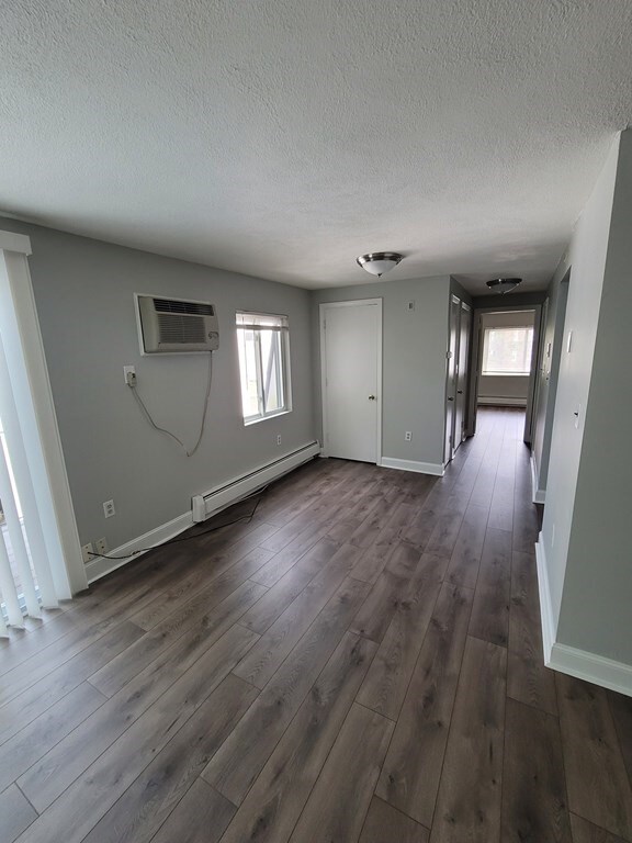 55 Broad St unit 6, Lynn, MA 01902 - photo 6