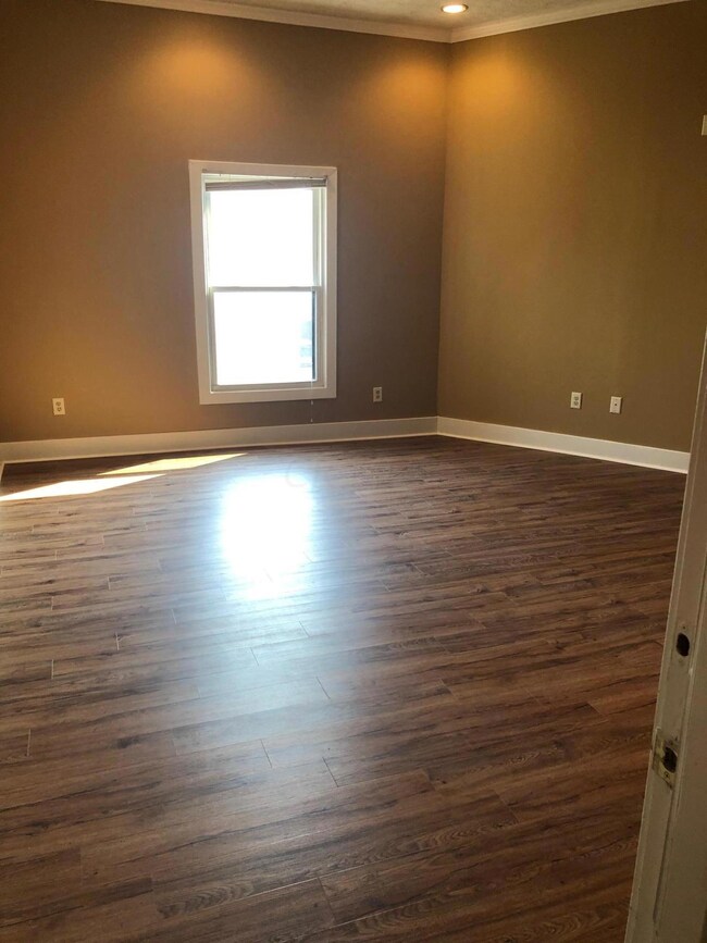 135 E Livingston Ave, Columbus, OH 43215 - photo 7