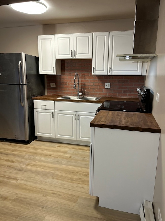 unlisted-address, Fox Lake, IL 60020 - photo 6