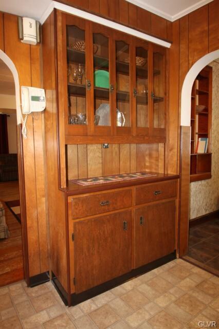 Built-in hutch in kitchen