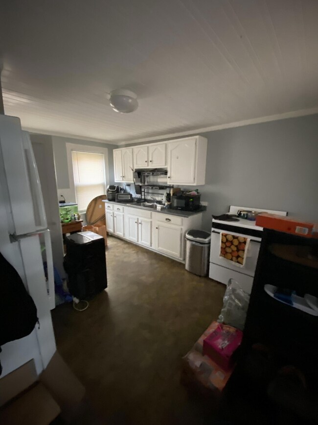 37 St Marys St, Biddeford, ME 04005 - photo 4