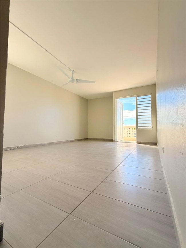 NR10 Via Apt 3 Villa Fontana, Carolina, PR 00983 - photo 3