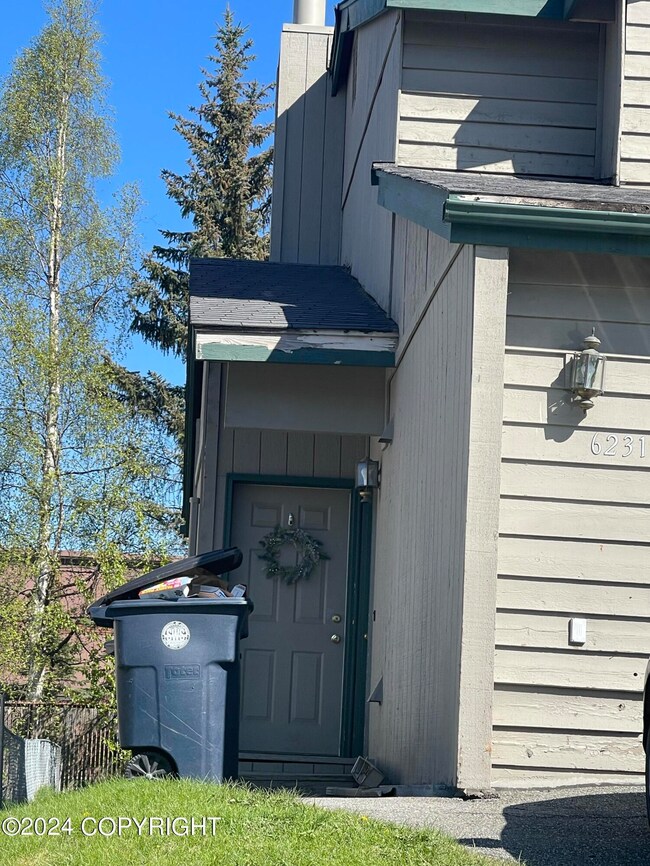 6231 Prosperity Dr, Anchorage, AK 99504 - photo 4