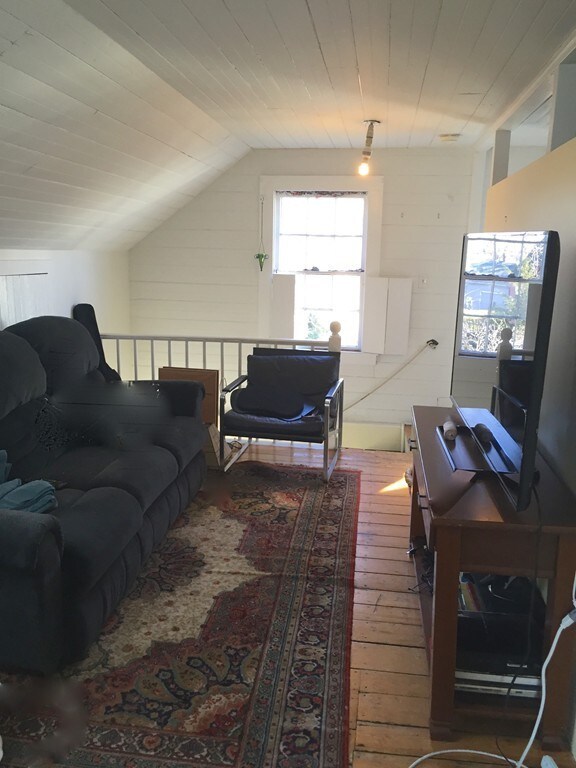 105 Elm St unit 2, Marblehead, MA 01945 - photo 7