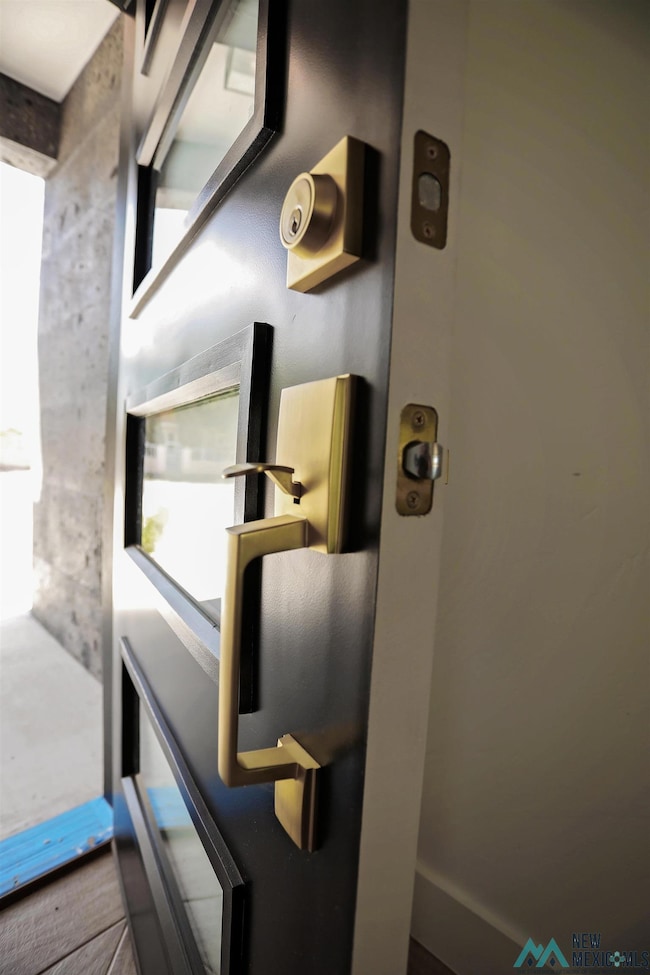 2308 Sage St, Carlsbad, NM 88220 - photo 6