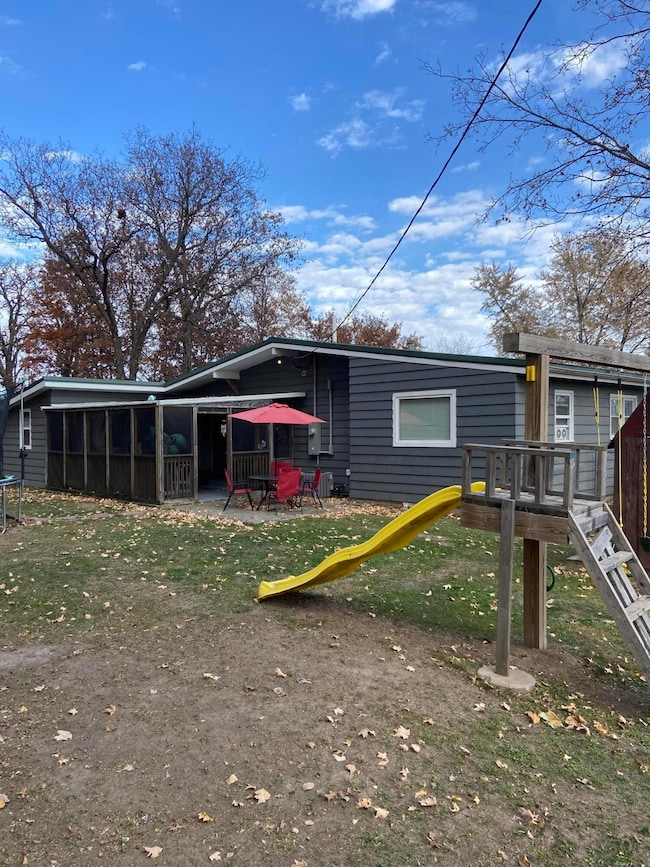 1727 N Jefferson St, Mexico, MO 65265 - photo 7