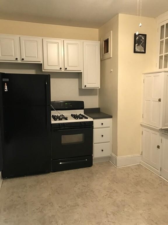 39 Oconnor Ave unit 2R, Holyoke, MA 01040 - photo 4