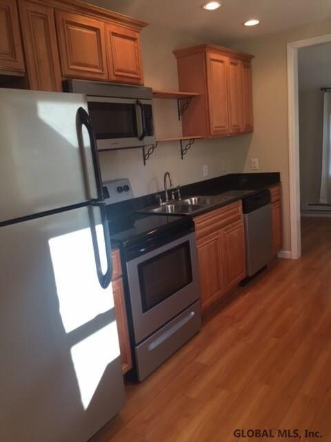 14 Stella Terrace, Albany, NY 12205 - photo 6