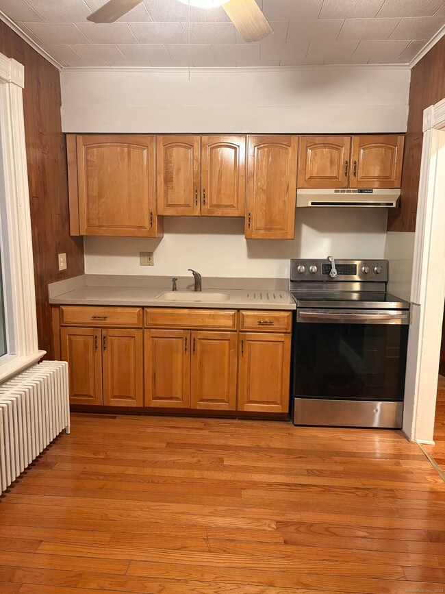 345 Norton St unit 2, New Haven, CT 06511 - photo 6