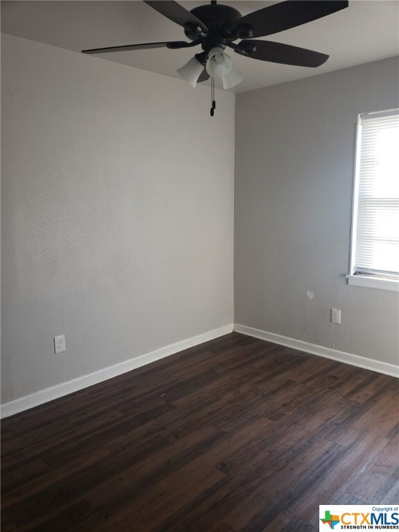 104 W Truman Ave, Copperas Cove, TX 76522 - photo 6