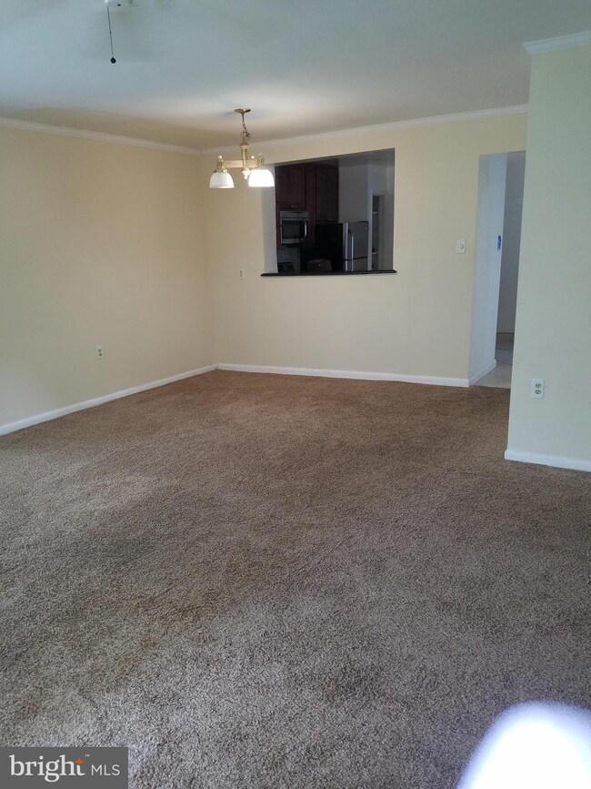 11364 Laurelwalk Dr, Laurel, MD 20708 - photo 7