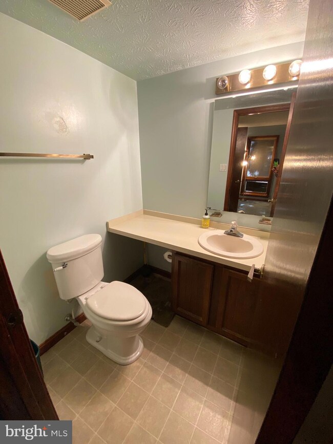 44763 Woodlake Ct unit 2A, California, MD 20619 - photo 5
