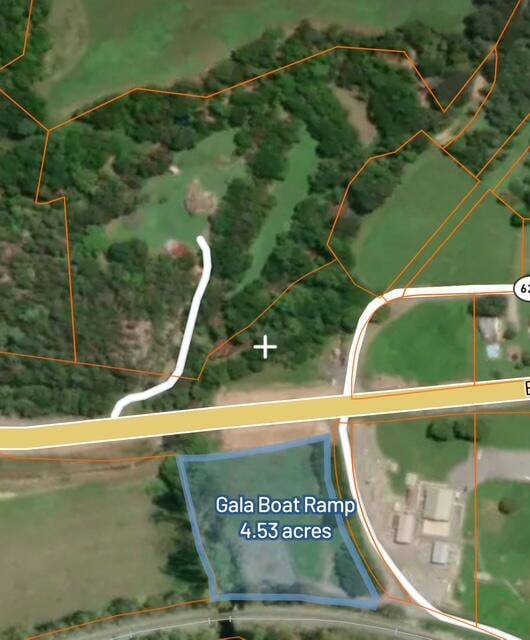 16118 Botetourt Rd, Eagle Rock, VA 24085 - photo 2