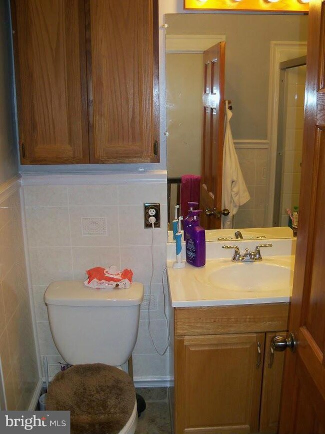 927 Brunswick St, Baltimore, MD 21223 - photo 2