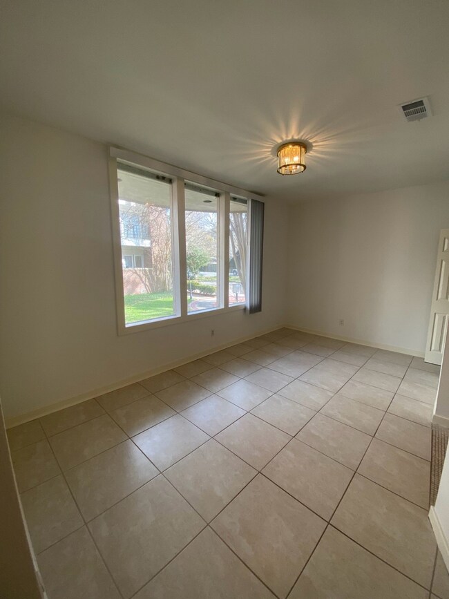 11864 Taylorcrest Rd, Houston, TX 77024 - photo 3