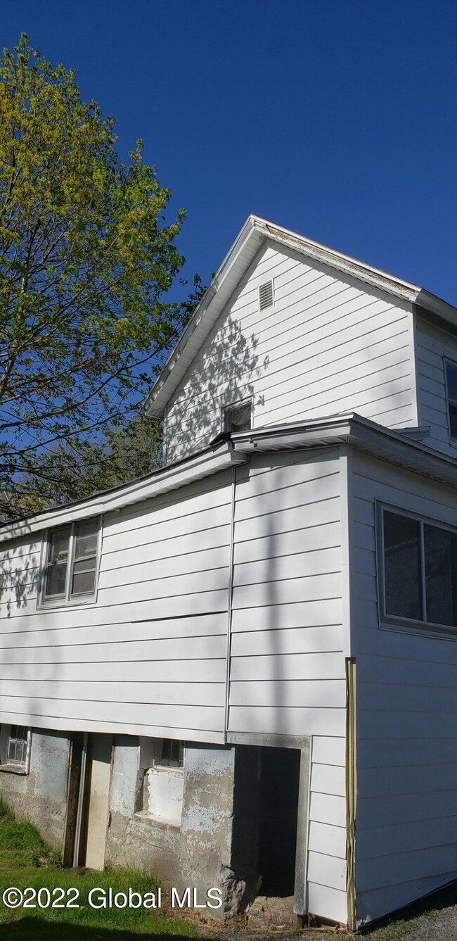 839 Glebe St, Johnstown, NY 12095 - photo 6