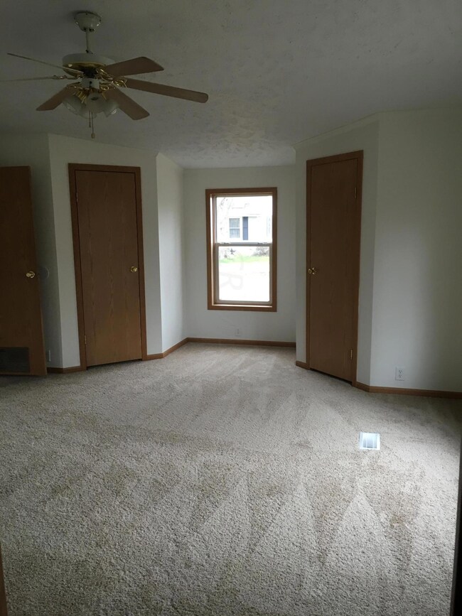 443 Mount Vernon Ave, Thornville, OH 43076 - photo 7