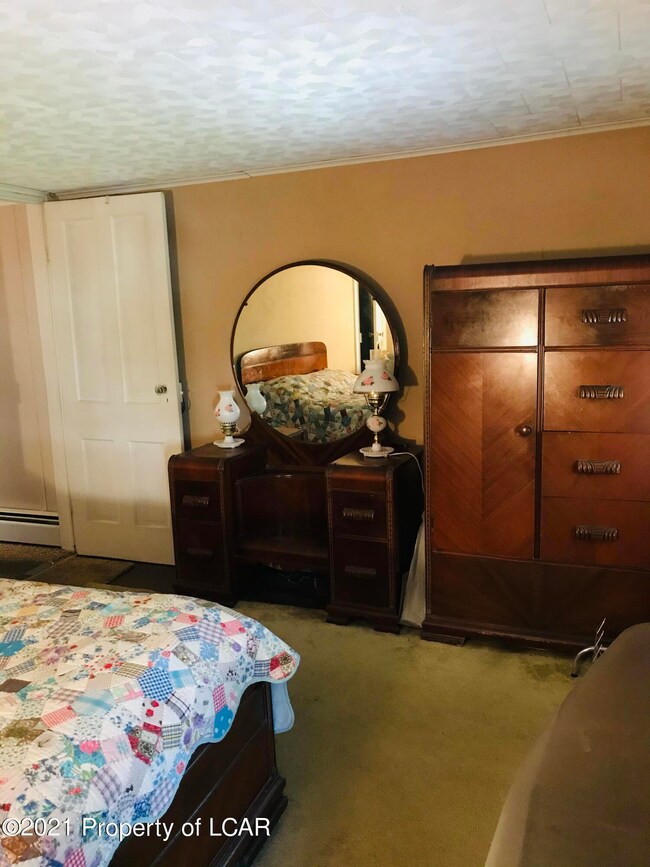 36 Brookside St, Wilkes Barre, PA 18705 - photo 7