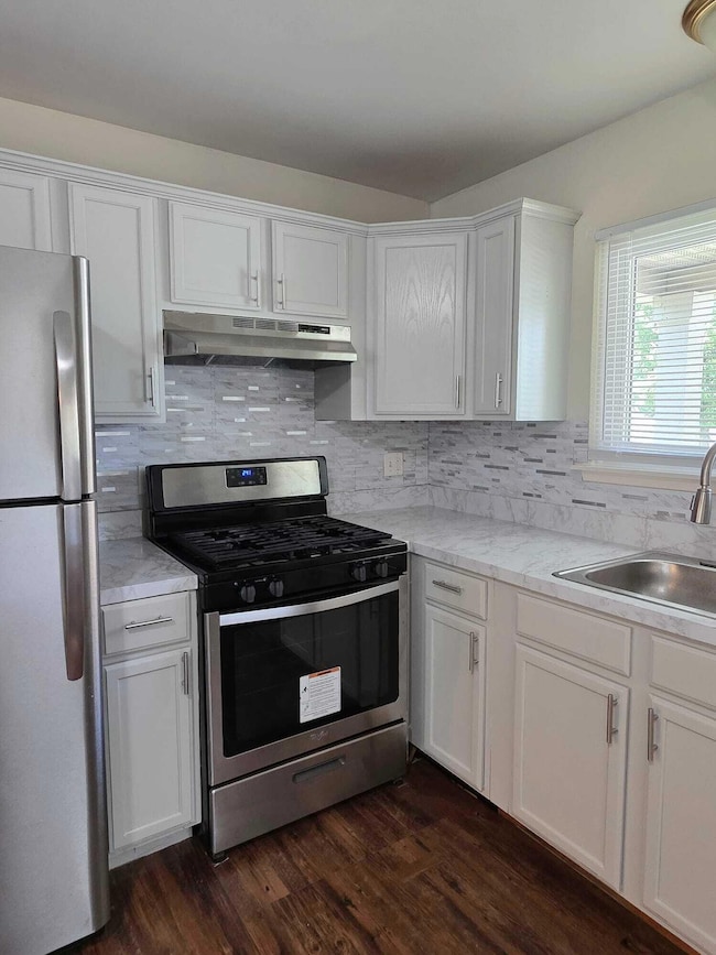 44497 Savery Dr unit 103, Canton, MI 48187 - photo 4