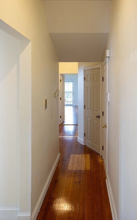 30 Hawthorne St unit 1, Roxbury, MA 02119 - photo 5