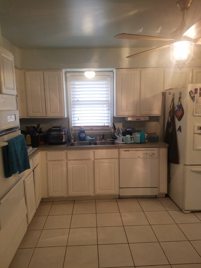 15331 Sunset Dr, Dolton, IL 60419 - photo 6