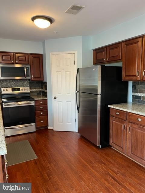 8712 Pine Meadows Dr, Odenton, MD 21113 - photo 6