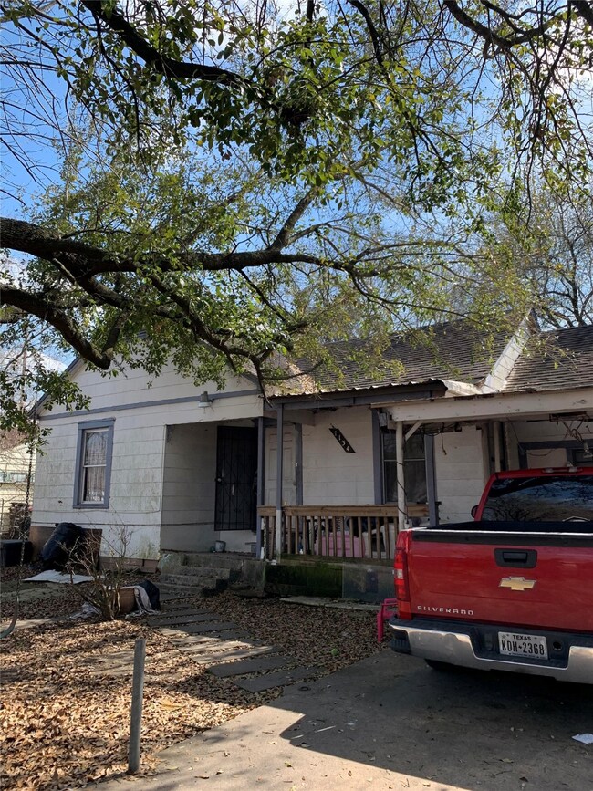 7134 Fairway Dr, Houston, TX 77087 - photo 7