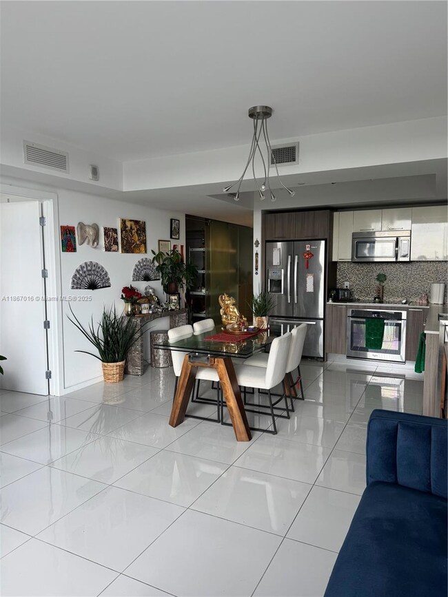 5250 Paseo unit 1108, Doral, FL 33166 - photo 7