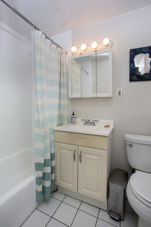 167 M St unit 3R, Boston, MA 02127 - photo 4
