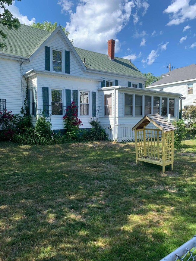 136 Elm St, South Portland, ME 04106 - photo 2