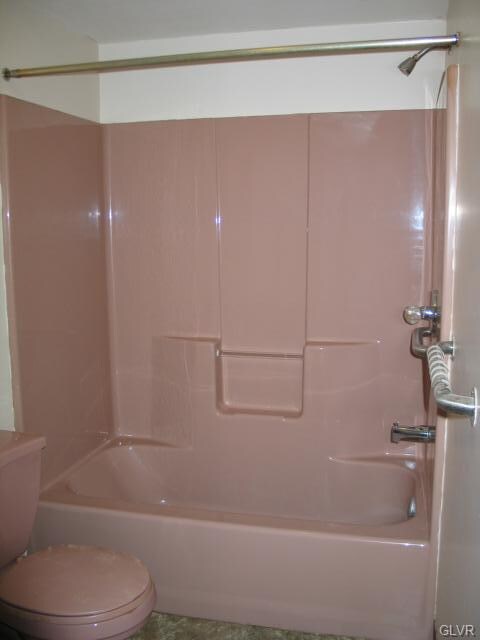 928 W Gordon St, Allentown, PA 18102 - photo 4