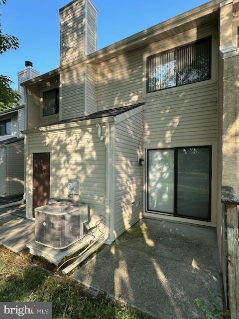 22 Tulip Ct, Mount Laurel, NJ 08054 - photo 4