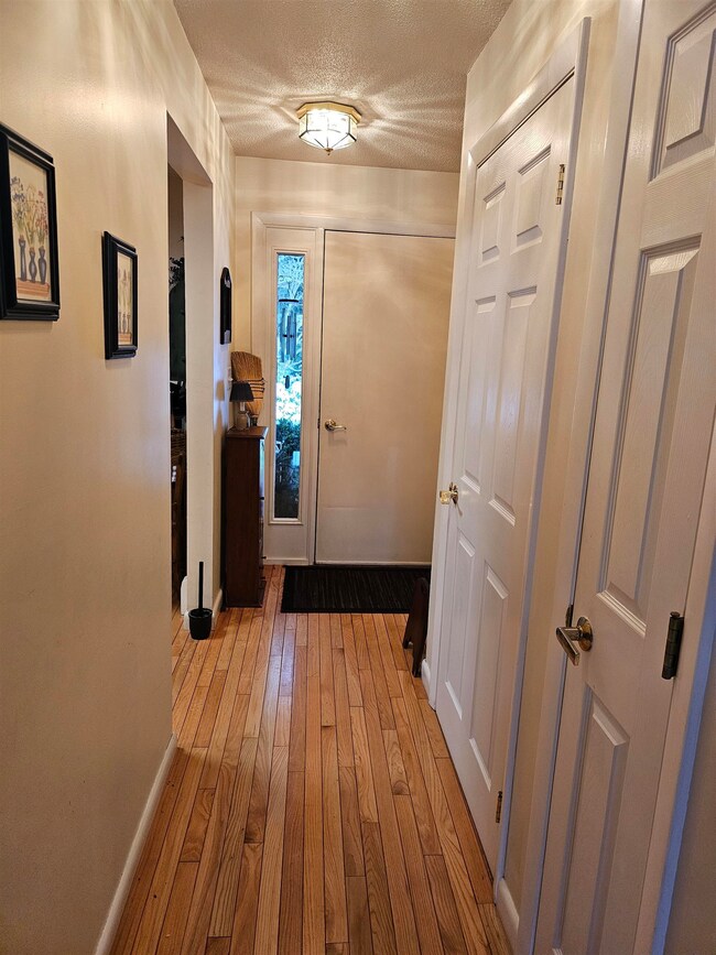 1 Pheasant Ln, Claremont, NH 03743 - photo 4