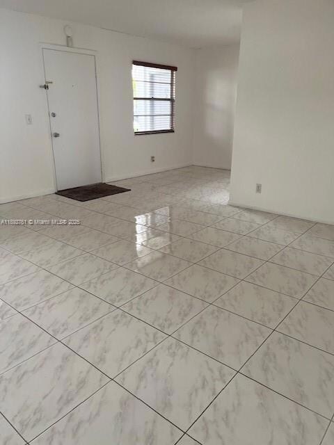 300 SW 134th Way unit 102E, Pembroke Pines, FL 33027 - photo 6