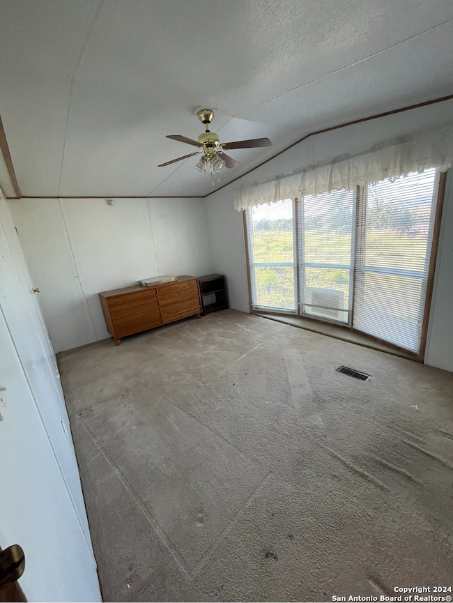 35 N Creek Loop, Comfort, TX 78013 - photo 4